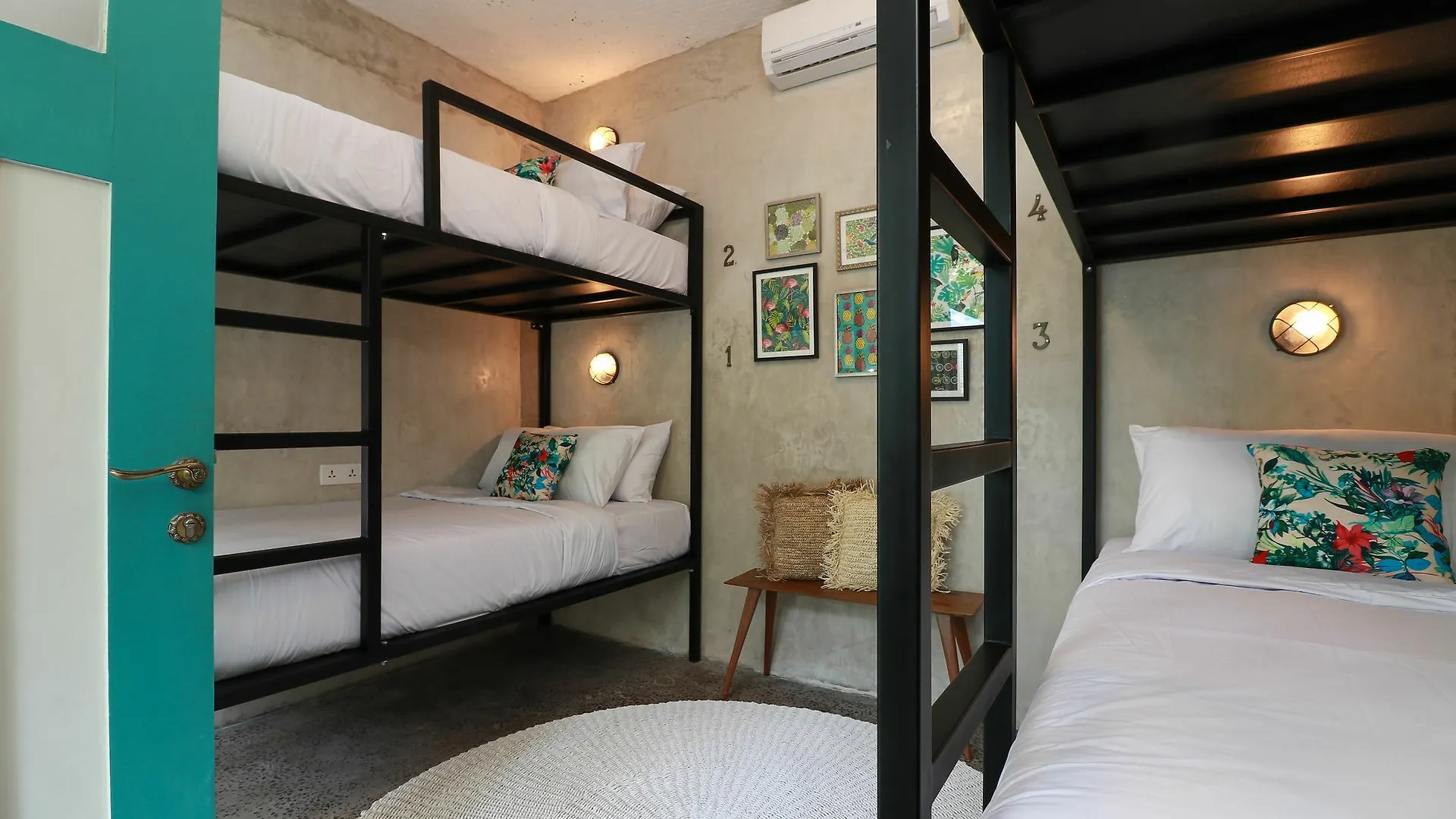 Kosta Hostel Seminyak