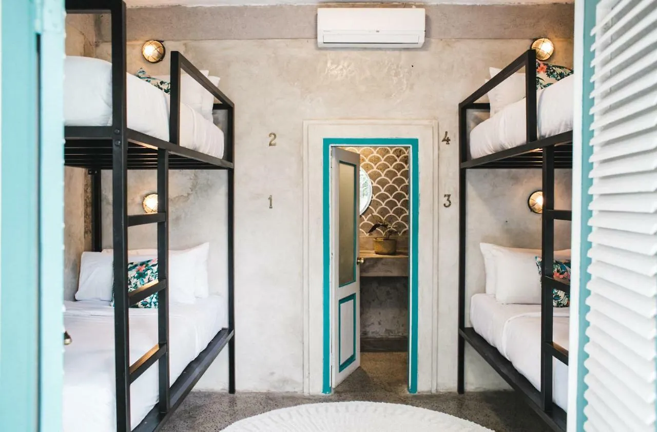 Kosta Hostel Seminyak