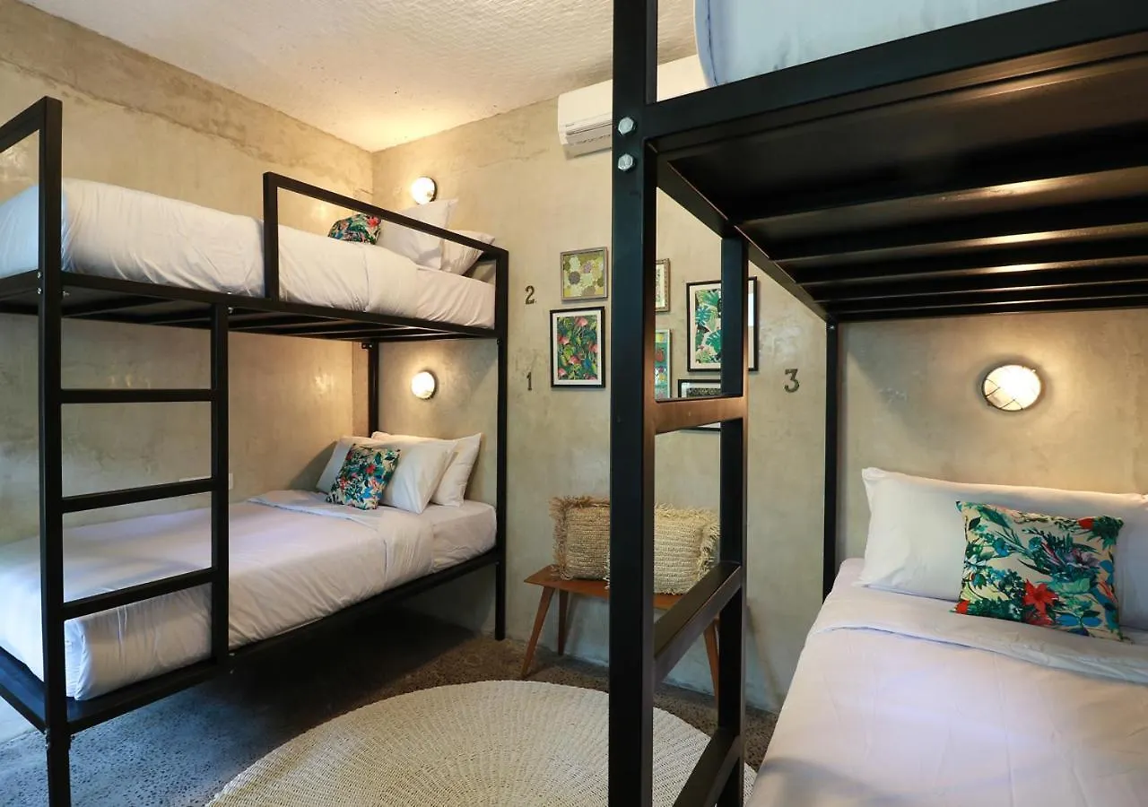 Kosta Hostel Seminyak
