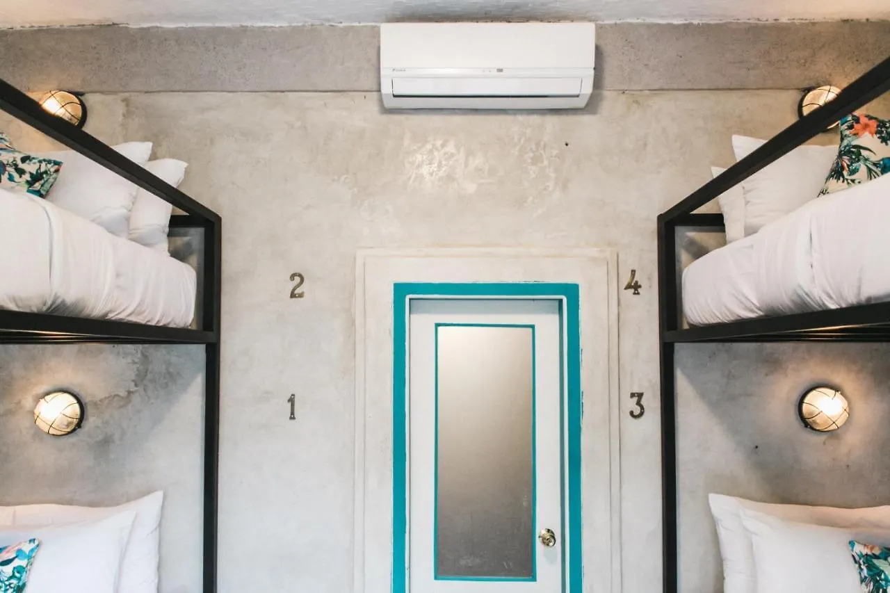 Kosta Hostel Seminyak
