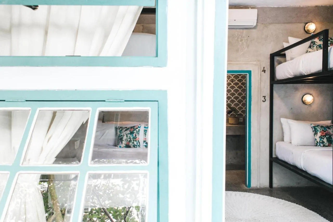 Kosta Hostel Seminyak